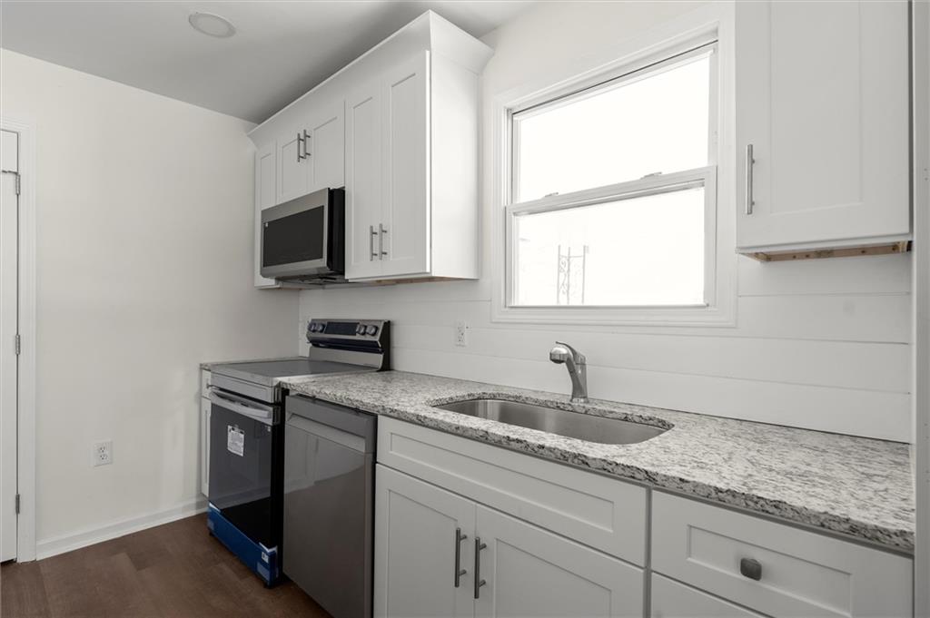 327 Thornton Street, Atlanta, Georgia image 10