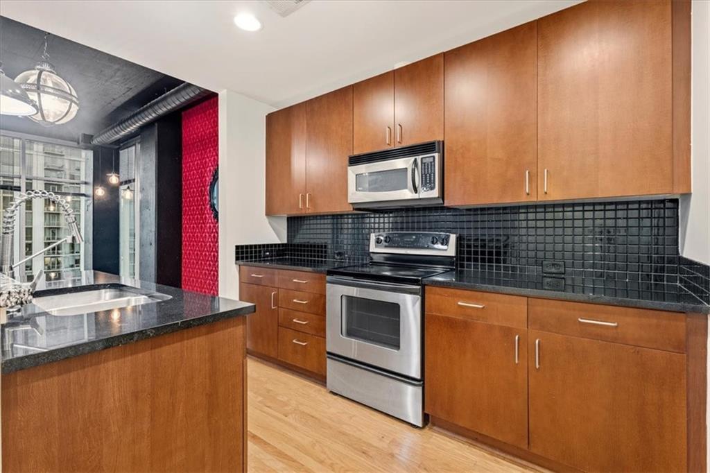 250 Pharr Road NE 1507