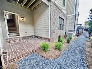 Towns on Thompson - Residential