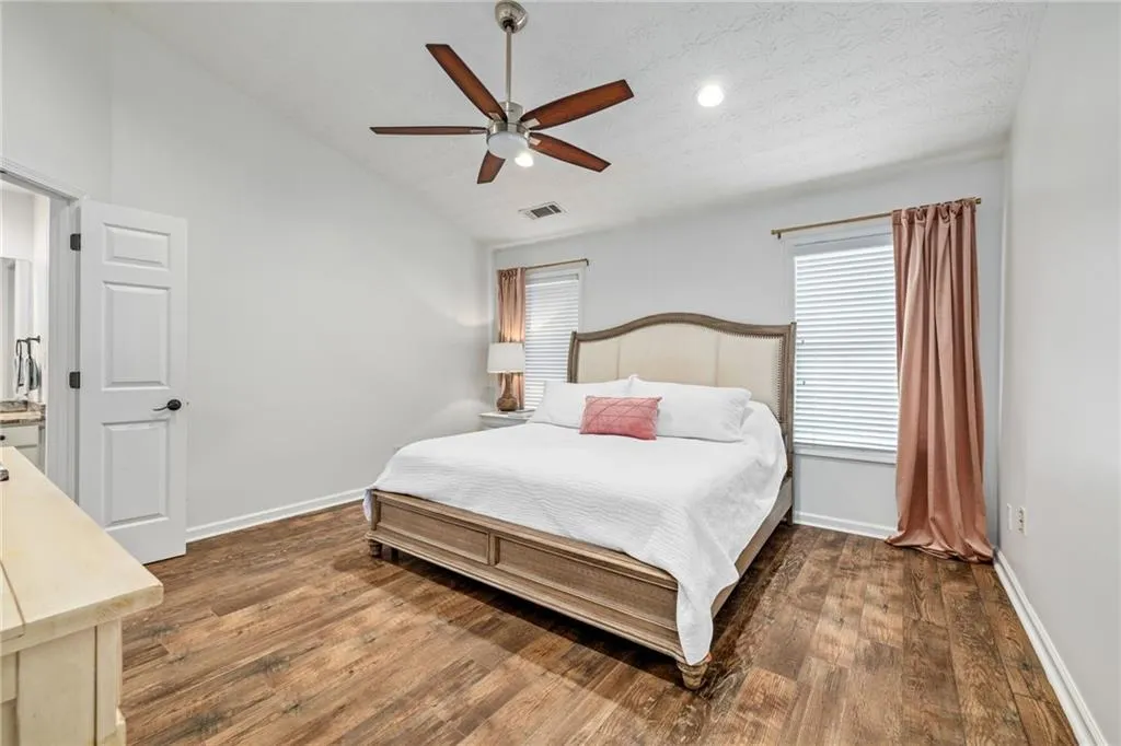 Gainesville, Georgia 30506, United States, 3 Bedrooms Bedrooms, ,2 BathroomsBathrooms,Residential,Coming Soon,175191