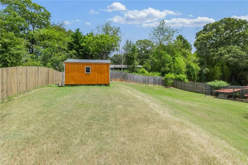 Gainesville, Georgia 30506, United States, 3 Bedrooms Bedrooms, ,2 BathroomsBathrooms,Residential,Coming Soon,175191