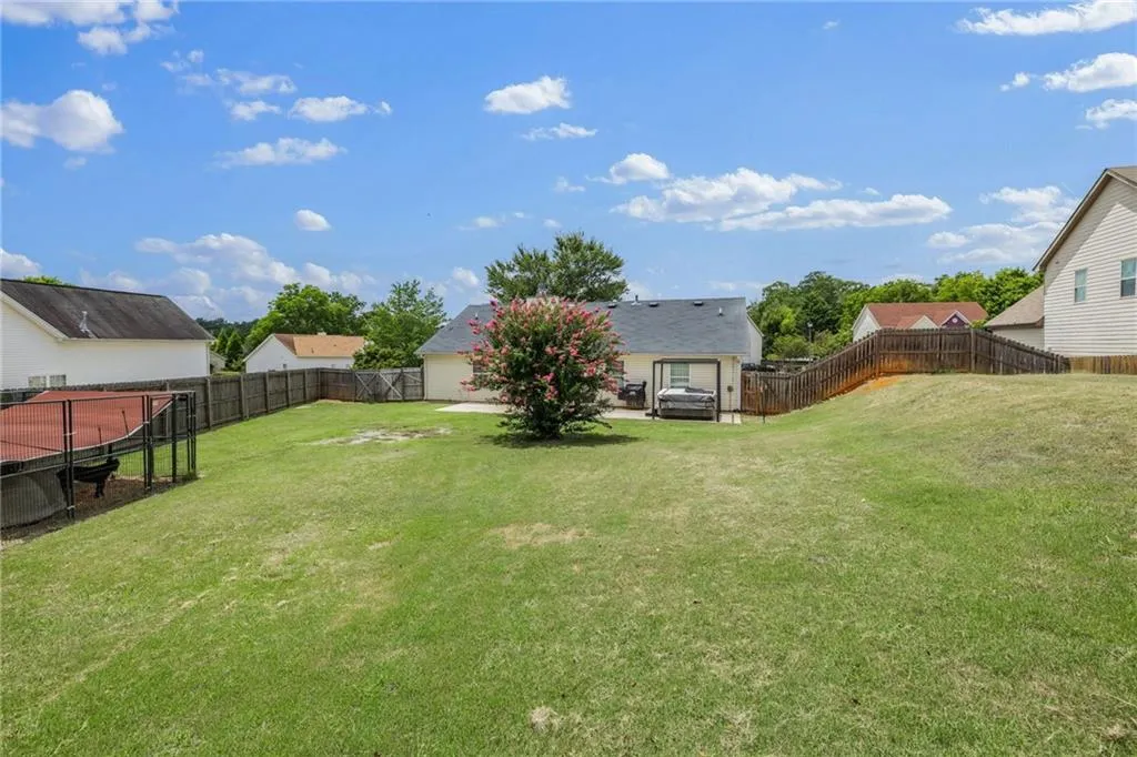 Gainesville, Georgia 30506, United States, 3 Bedrooms Bedrooms, ,2 BathroomsBathrooms,Residential,Coming Soon,175191