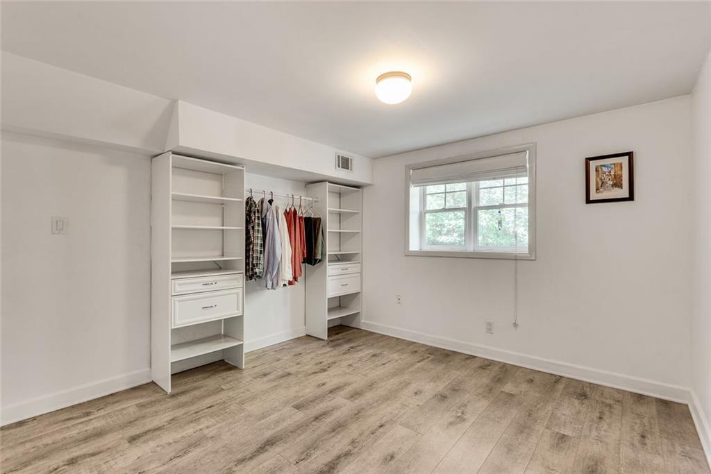 3990 Admiral Drive, Chamblee, Georgia image 36