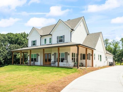 Homes For Sale - 5315 Hendrix Road<br/> Cumming, GA 30040