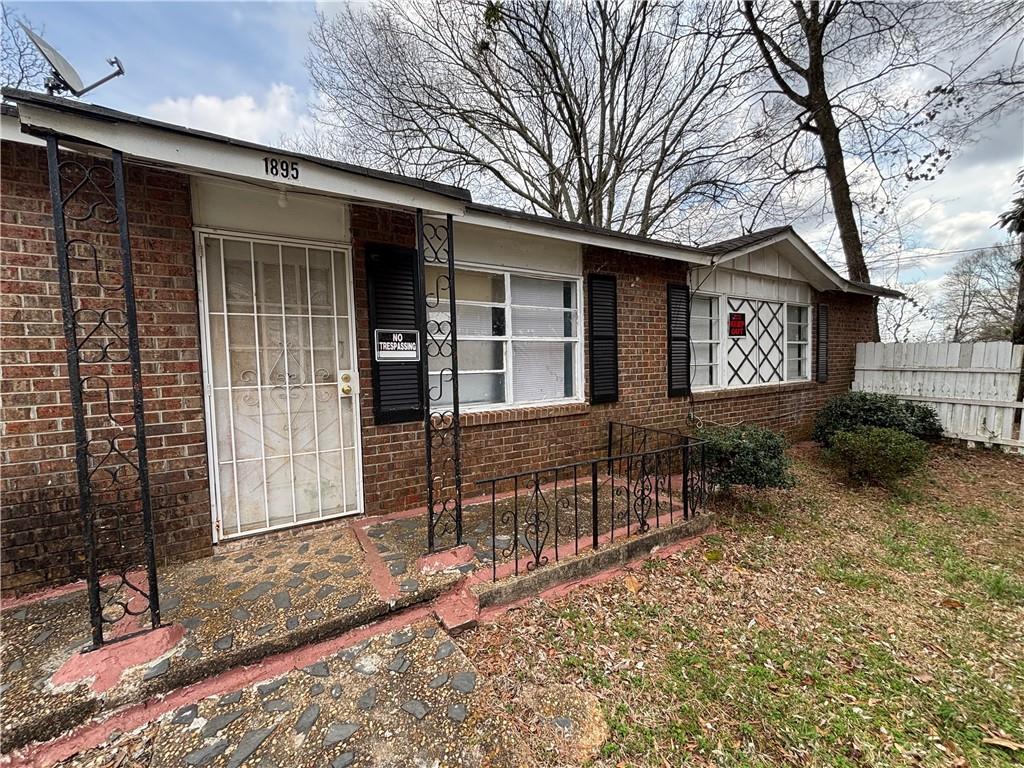 1895 Thomasville Drive, Atlanta, Georgia image 2