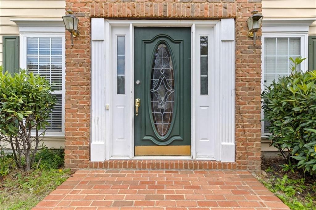 1200 Evergreen Oak Way