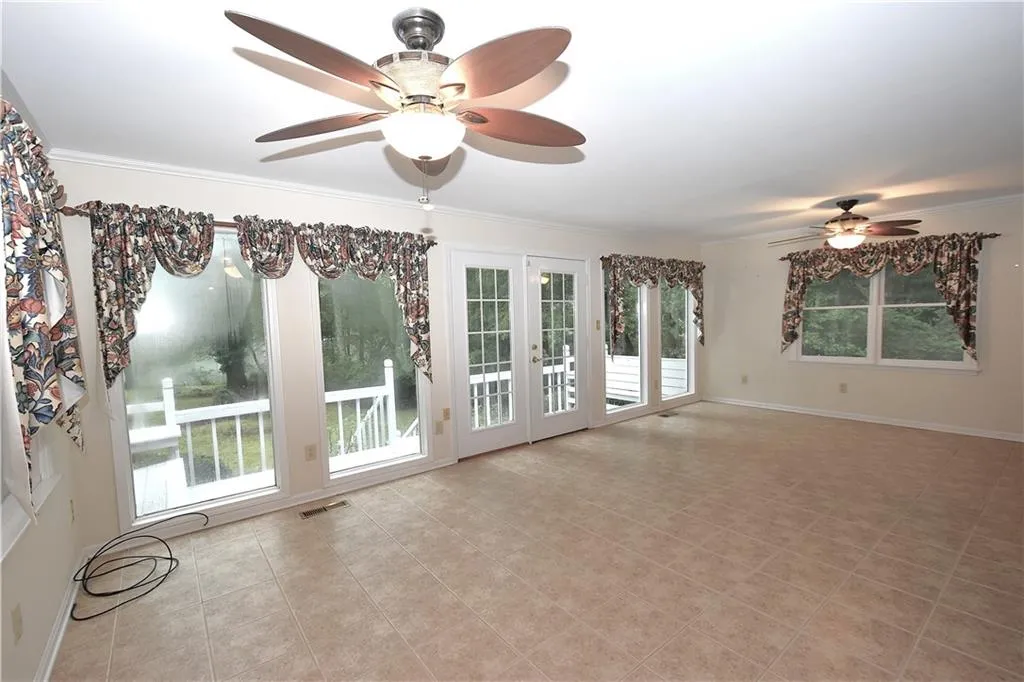 Villa Rica, Georgia 30180, United States, 4 Bedrooms Bedrooms, ,3 BathroomsBathrooms,Residential,Active,195668