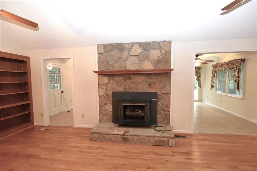 Villa Rica, Georgia 30180, United States, 4 Bedrooms Bedrooms, ,3 BathroomsBathrooms,Residential,Active,195668