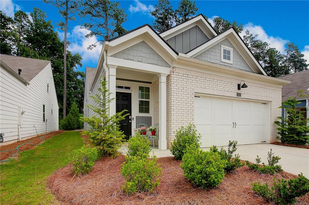5112 Tulip Square