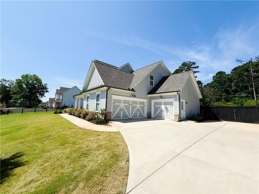 Photo of 868 Smith Mill Rd, Winder, GA 30680 (MLS # 7704294)