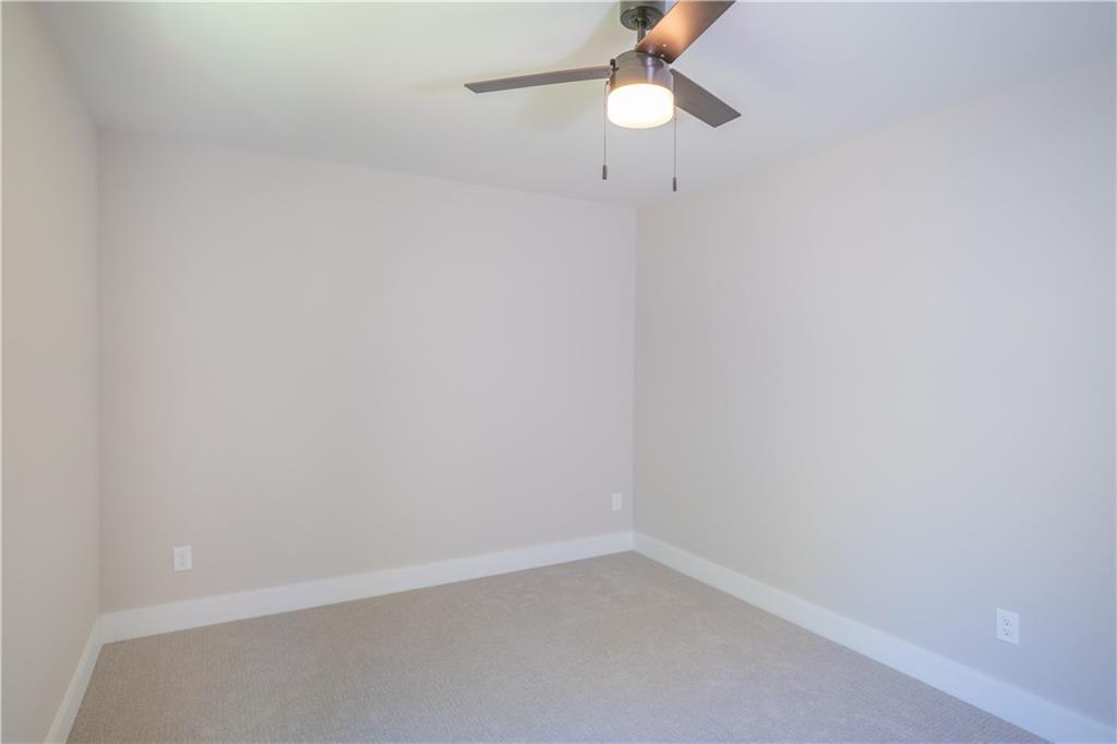 4366 Bradley Drive, Snellville, Georgia image 30