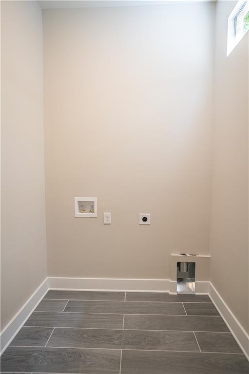4366 Bradley Drive, Snellville, Georgia image 13