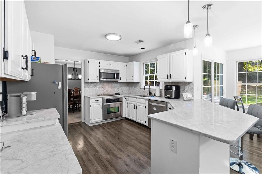 1180 Roseberry Court