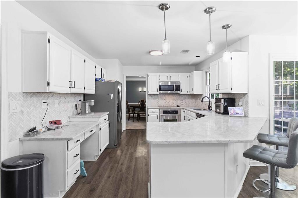 1180 Roseberry Court
