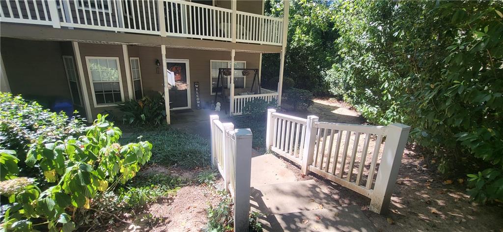 2105 N Forest Trail