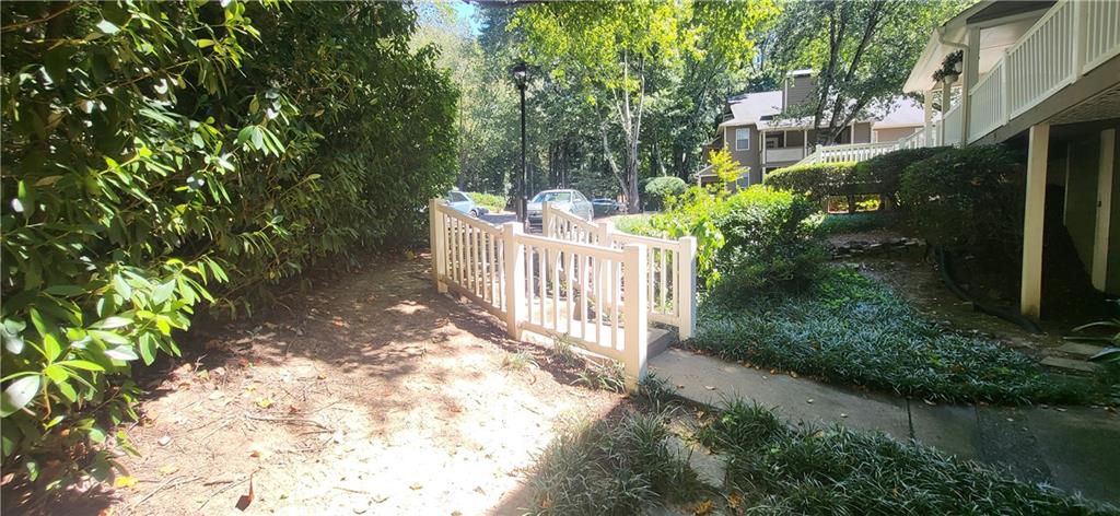 2105 N Forest Trail