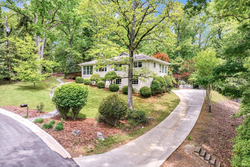 420 Oakland Drive, Gainesville, Georgia image 1