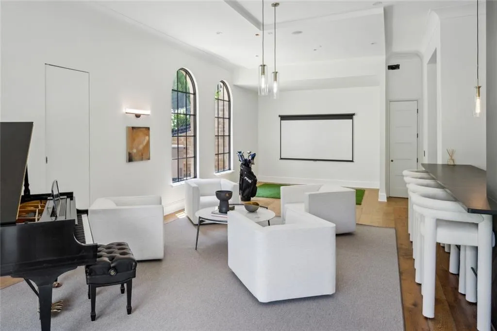 Sandy Springs, Georgia 30327, United States, 7 Bedrooms Bedrooms, ,10 BathroomsBathrooms,Residential,Coming Soon,163520