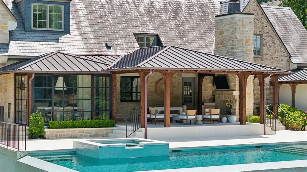 Sandy Springs, Georgia 30327, United States, 7 Bedrooms Bedrooms, ,10 BathroomsBathrooms,Residential,Coming Soon,163520