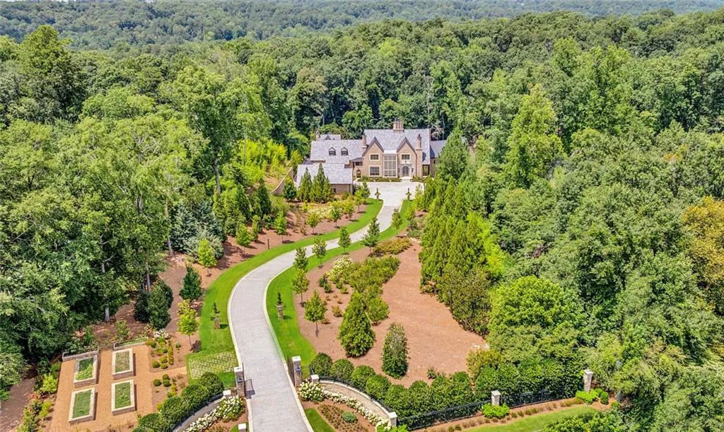 Sandy Springs, Georgia 30327, United States, 7 Bedrooms Bedrooms, ,10 BathroomsBathrooms,Residential,Coming Soon,163520