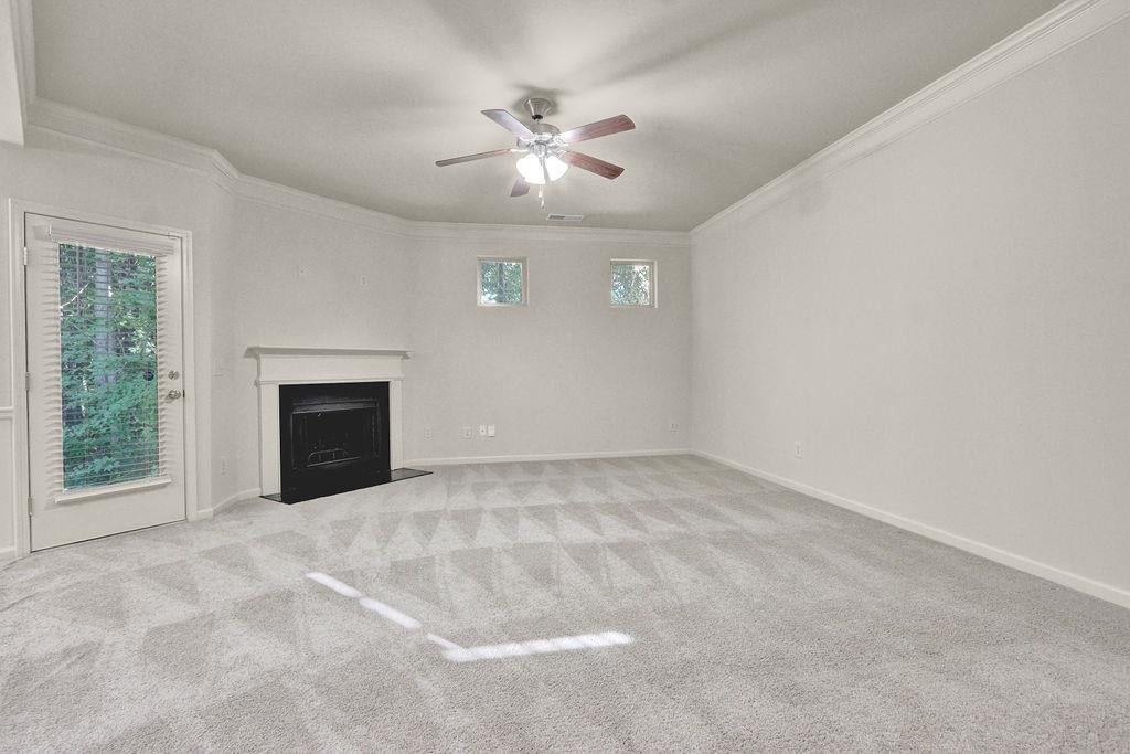 3416 Greyhawk Crossing
