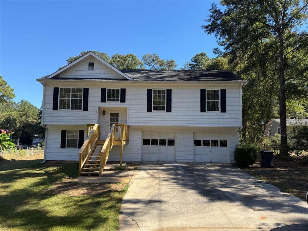 Welcome to this well-maintained split-level gem in the desirable Honey Creek area! This charming 3-bedroom, 2-bath home features fresh interior paint and brand-new carpeting throughout, offering a clean and modern feel from the moment you step inside. The functional split-level layout provides spacious living and entertaining areas, perfect for any lifestyle. Conveniently located close to shopping, dining, and everyday amenities, this move-in ready home shows true pride of ownership and is just waiting for your personal touch!