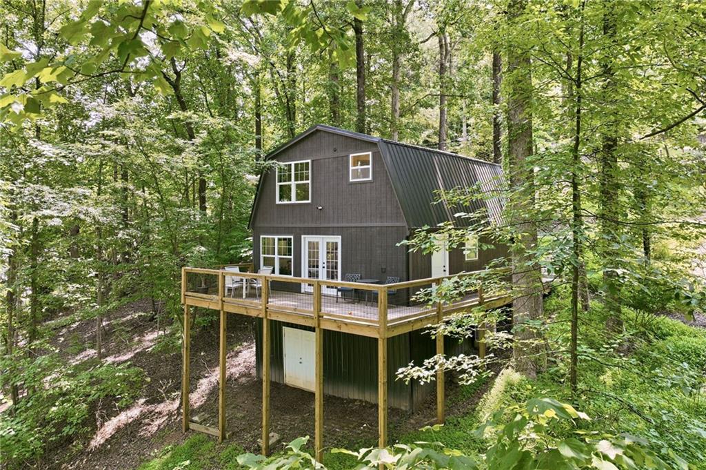 6995 Lakeside Place