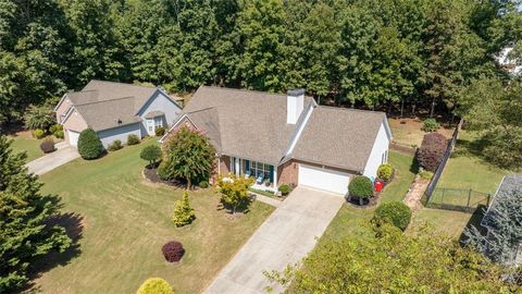 A home in Hoschton