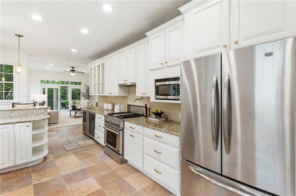 6 Arc Way, Atlanta, Georgia image 14