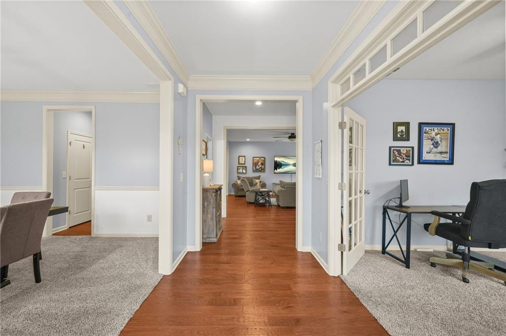 192 S Village Square