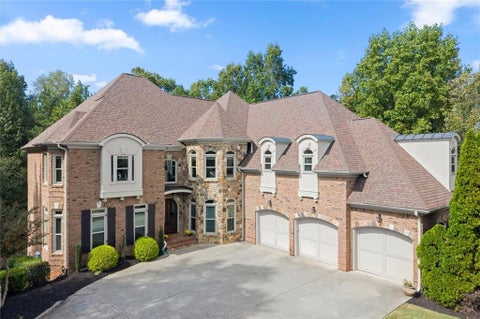 Homes For Sale - 1685 Eversedge Drive<br/> Alpharetta, GA 30009