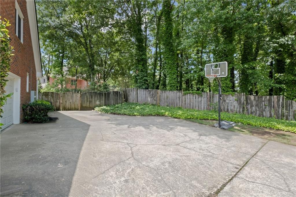 530 Veranda Court