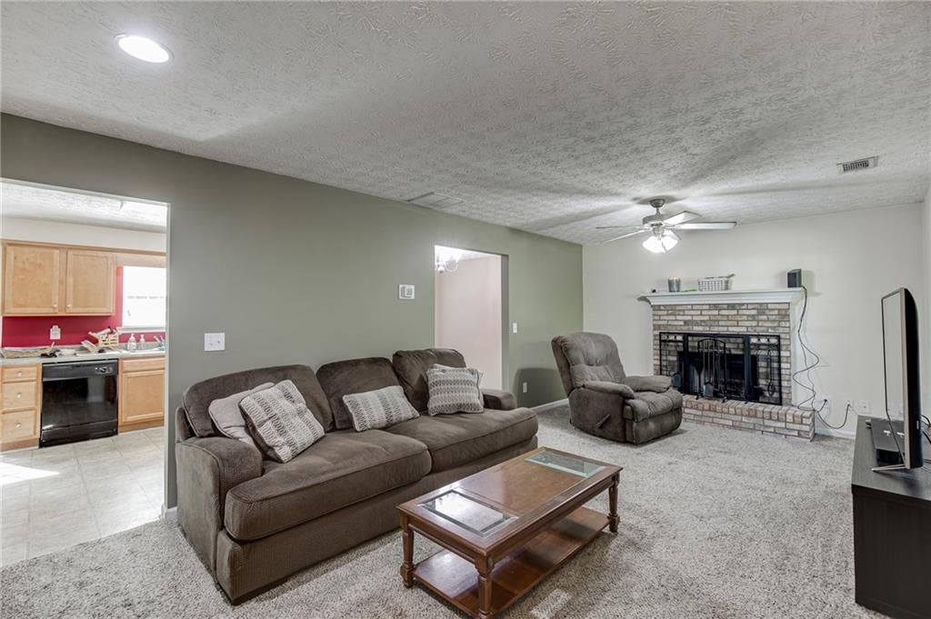 1534 Cardinal Lane