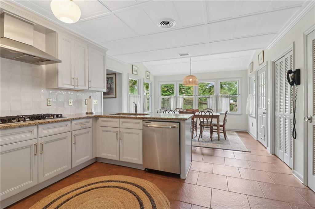 Brownstone - Residential