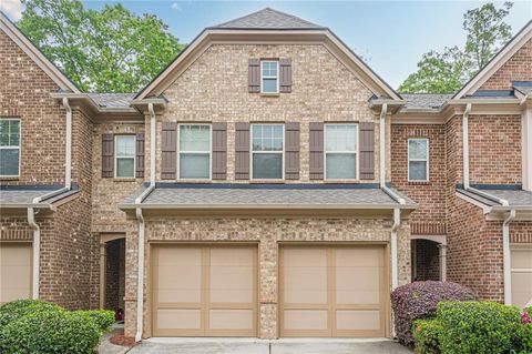 Townhouse For Sale - 1425 Faircrest Lane<br/> Alpharetta, GA 30004