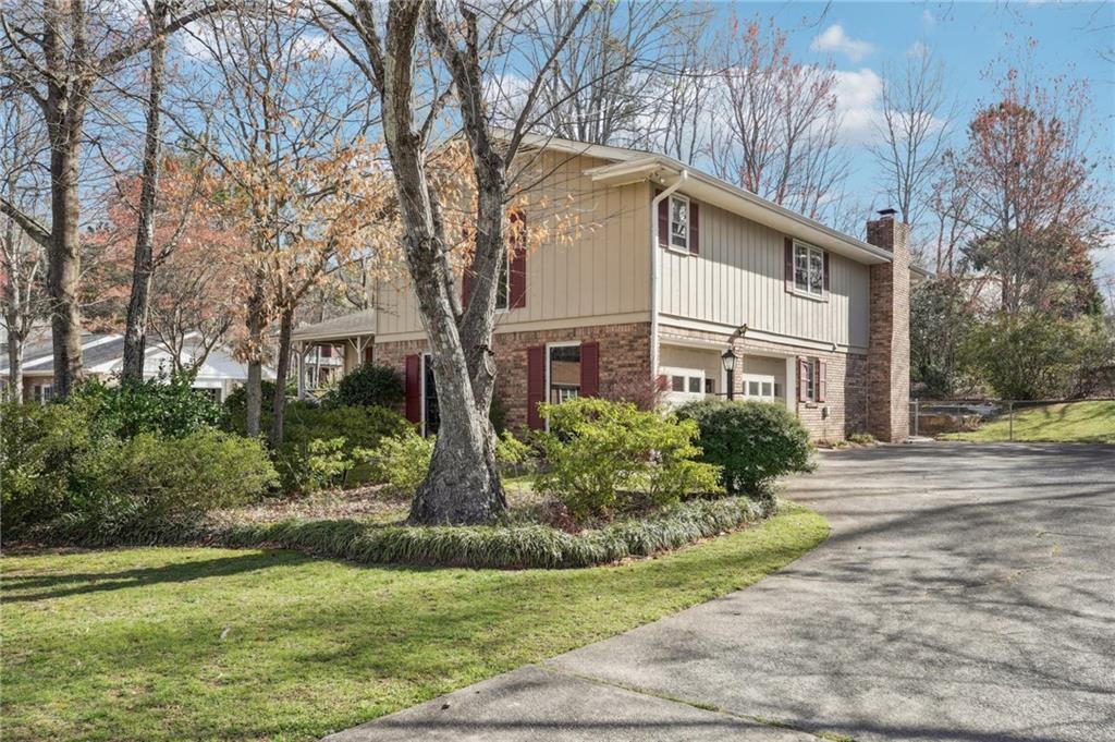 4833 Village North Court