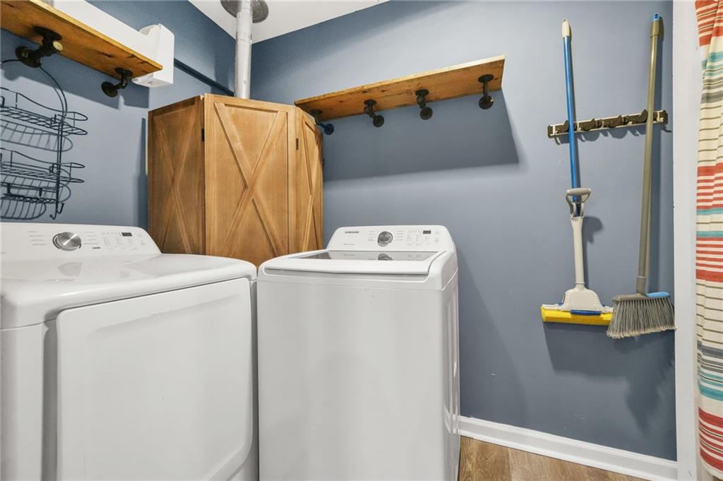 3048 Cottonwood Drive SE