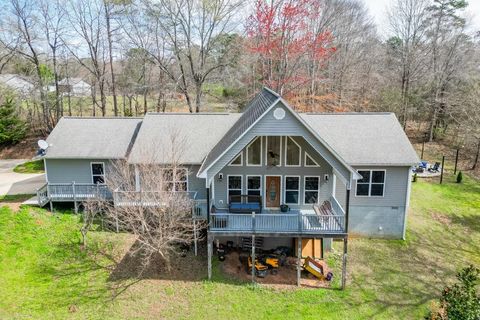 Homes For Sale - 5050 Cagle Mill Road<br/> Lula, GA 30554