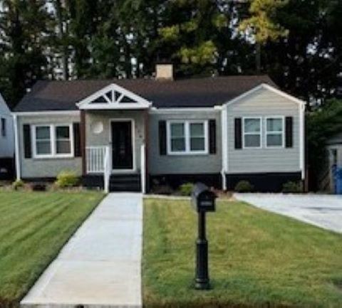 1740 Emerald Ave Avenue Atlanta GA 30310