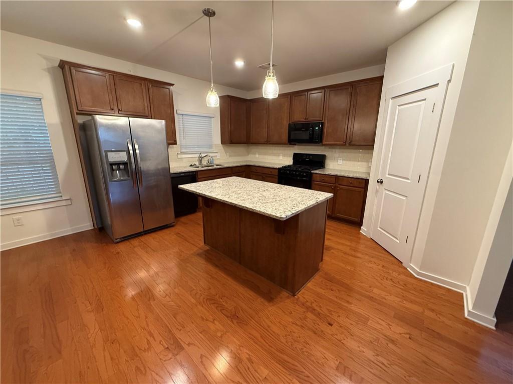 1392 Weatherbrook Circle