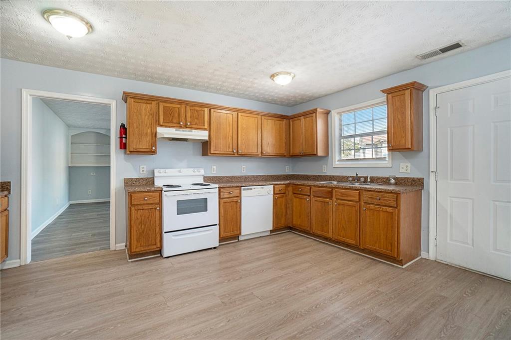 4438 Parmalee Path