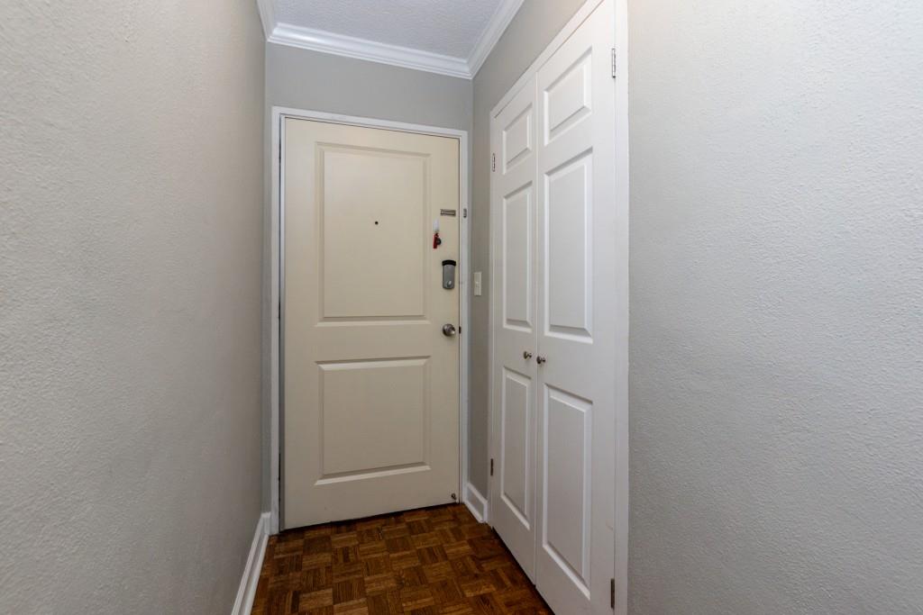300 W Peachtree Street NE 8E