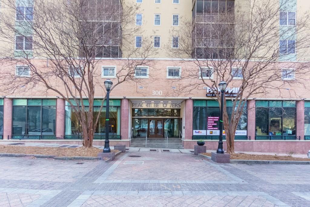 300 W Peachtree Street NE 8E