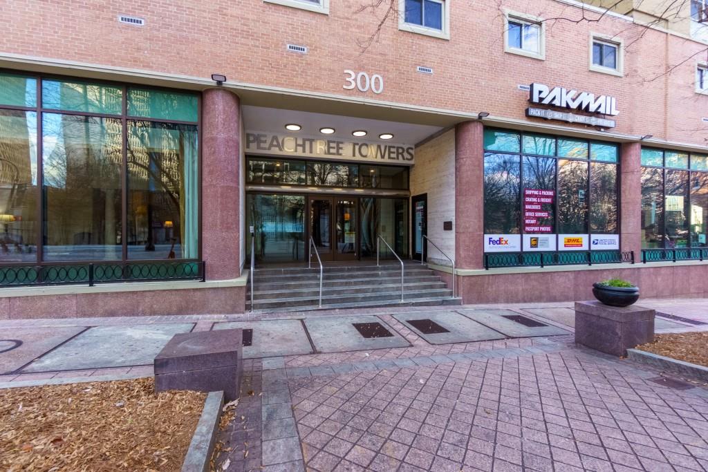 300 W Peachtree Street NE 8E
