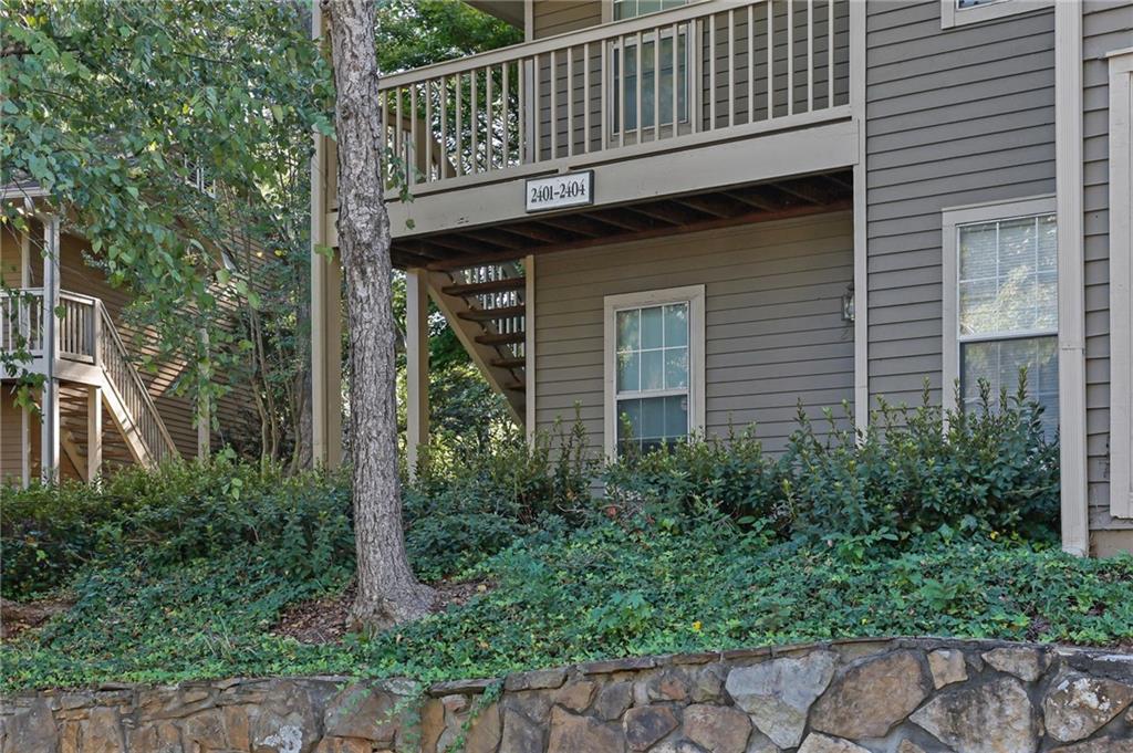 2401 Country Park Drive SE