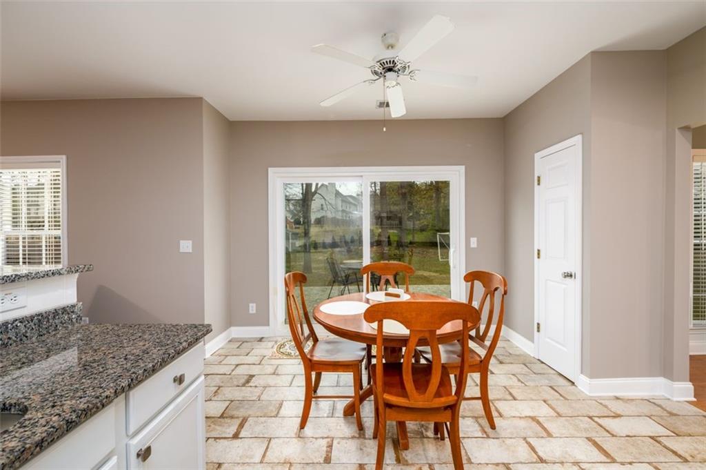 4015 Embassy Way, Lilburn, Georgia image 18