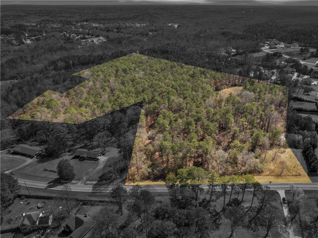 Perfect builder opportunity!!! This property butts right up to the highly sought-after Klondike Heights subdivision. This is a can't miss subdivision for your next high end projects. This expansive 19+ acre parcel is a fantastic opportunity for builders looking to develop in a prime location. Situated in a growing area with easy access to major roads, this property offers the perfect canvas for residential or mixed-use development. With ample space for multiple homes or a larger community, this tract is ideal for those looking to capitalize on the increasing demand for new construction.