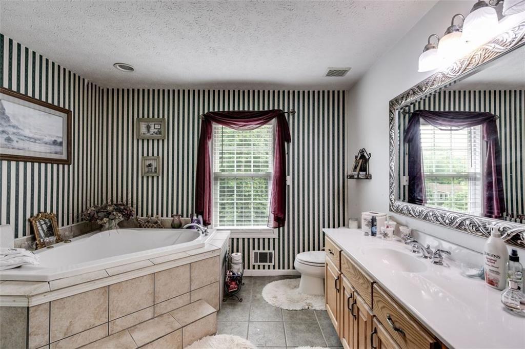 144 Bobs Drive, Mableton, Georgia image 18