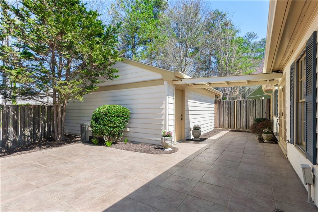 6421 Deerings Lane, Peachtree Corners, Georgia image 25