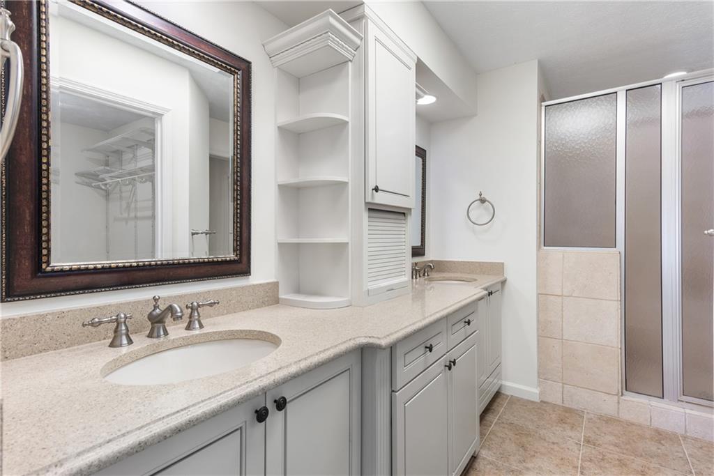 6421 Deerings Lane, Peachtree Corners, Georgia image 17